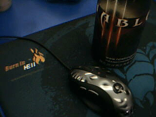 Ы�������֣���һʱ�������⡣���Ѹ��º�RAZER�ٿصĶԱȣ�