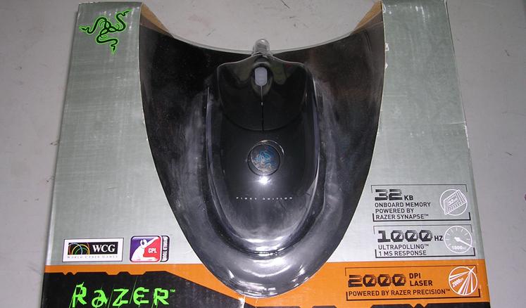 ������ͭ������ɫ����ɫ�ǲ��Ǻ���ɫ���е㲻ͬ?