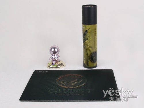 f57c32yc6hkc.jpg