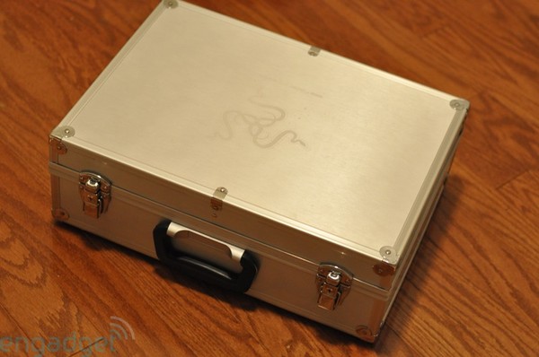 Engadget���ң�Razer���ߵ羺���Mamba����ӡ��