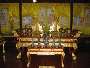 �̳�Ӣ����־  ������гδ��