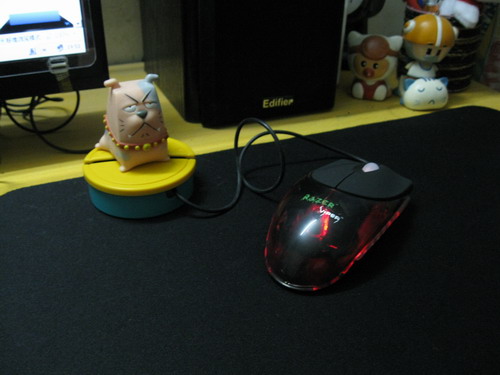 ��4��װ�����Razer Viper��綾���س�������