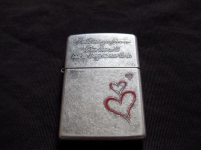 ZIPPO2.jpg