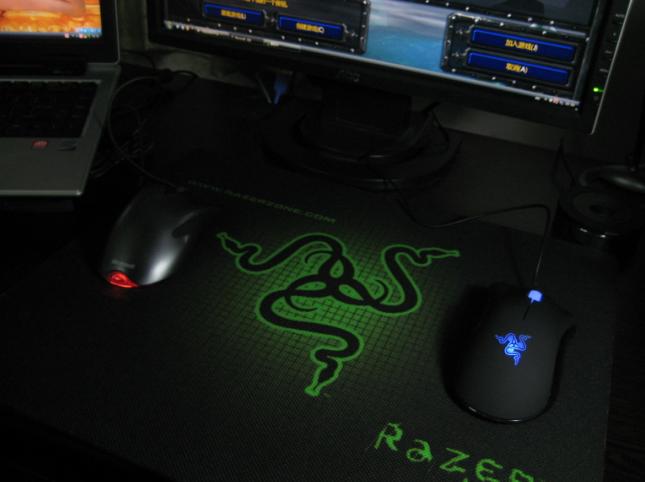 ����������