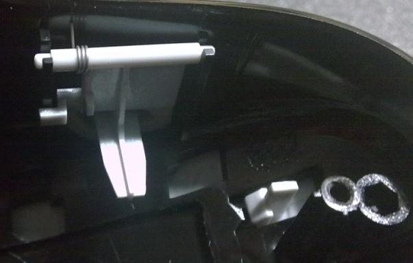 ڲ