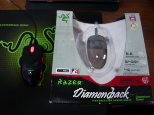 ���յ����ܷ�Razer��β�ߡ���ɫ������