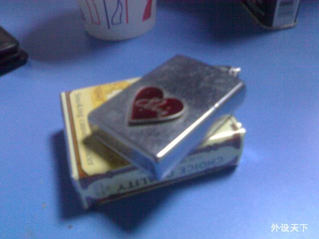 è����ZIPPO��С���ձ�һ��Ŷ�ǺǺǡ�