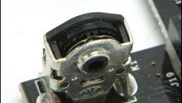 �о� Razer �Ի�еʽ���ֺ��а�������