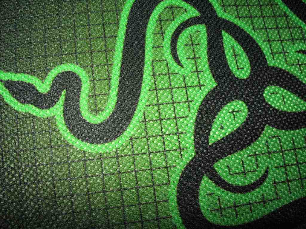 С���½������ֵ���ͭ�ߺ����ٿأ�������