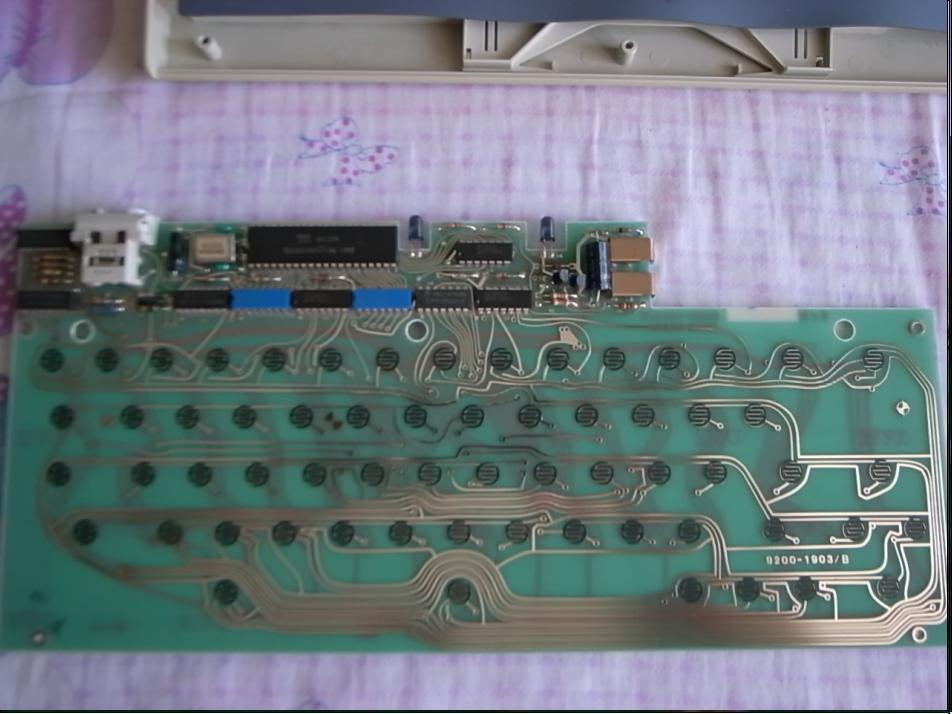 84�걡Ĥ���̵�ǰ��--IBM PCJR �������