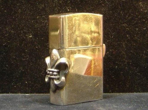 Zippo��Ʒ�еļ�Ʒ ���˲��ɻ�ȱ ֮��