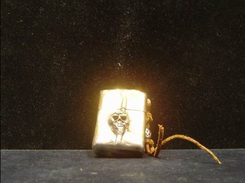 Zippo��Ʒ�еļ�Ʒ ���˲��ɻ�ȱ ֮��