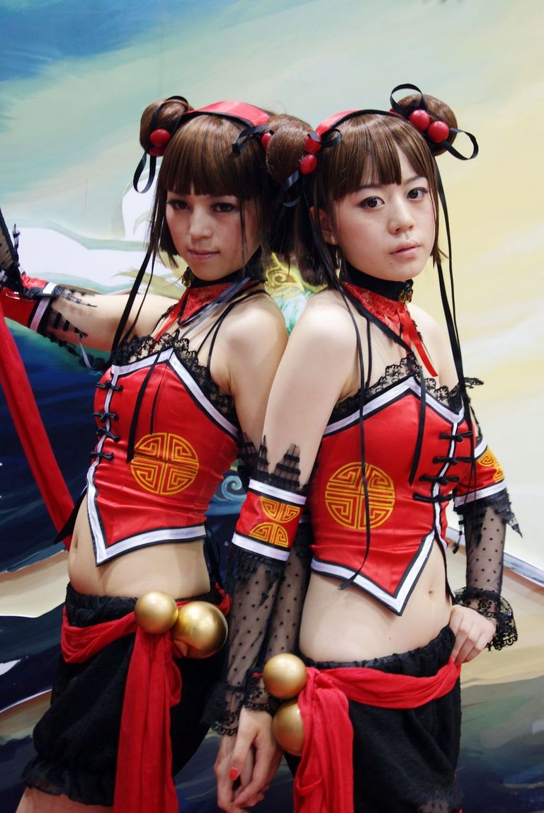 �������׷���ChinaJoy��չShowGirlֱ����(Ԥ��l�賿������70��)��ת����