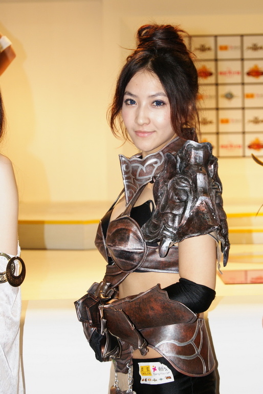 �������׷���ChinaJoy��չShowGirlֱ����(Ԥ��l�賿������70��)��ת����