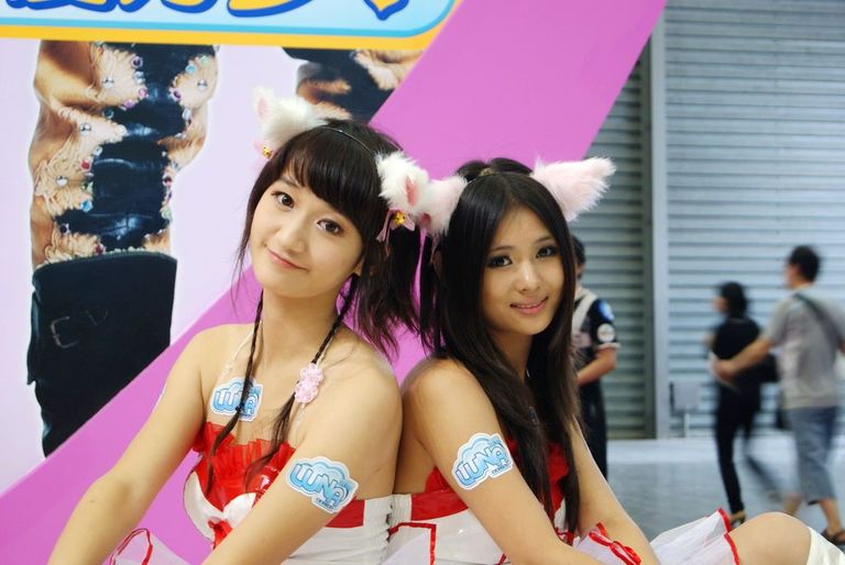 �������׷���ChinaJoy��չShowGirlֱ����(Ԥ��l�賿������70��)��ת����