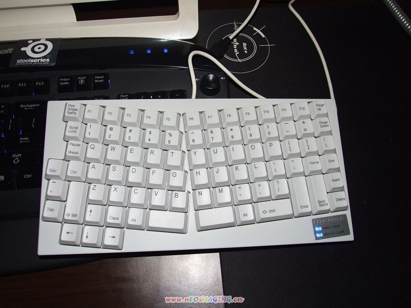 Ƭ 048.jpg