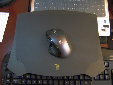 ~С��:����&����~