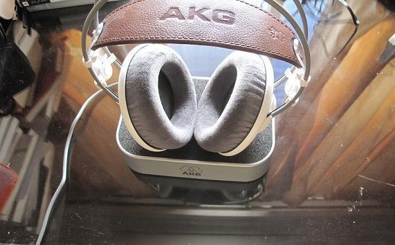 AKG K701 ͼ