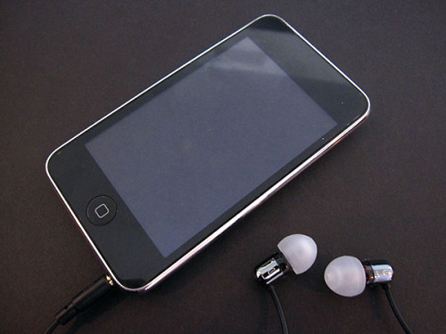 Ultimate Ears 700 