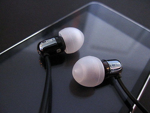 Ultimate Ears 700 
