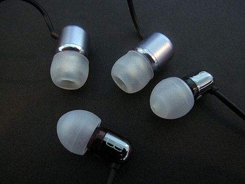 Ultimate Ears 700 