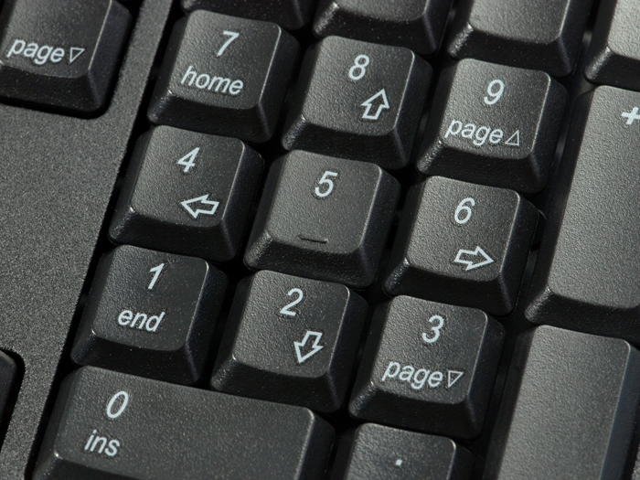 �Լ۱�֮ѡ CHERRY G82-27000����