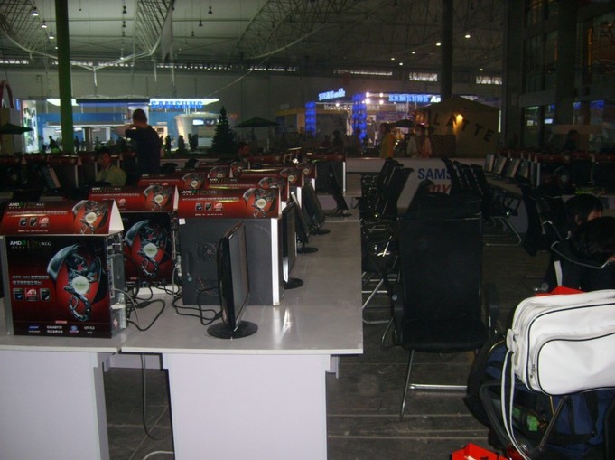 ��PC�����׷���WCG2009�ܾ����ֳ�ֱ����ת����ע����