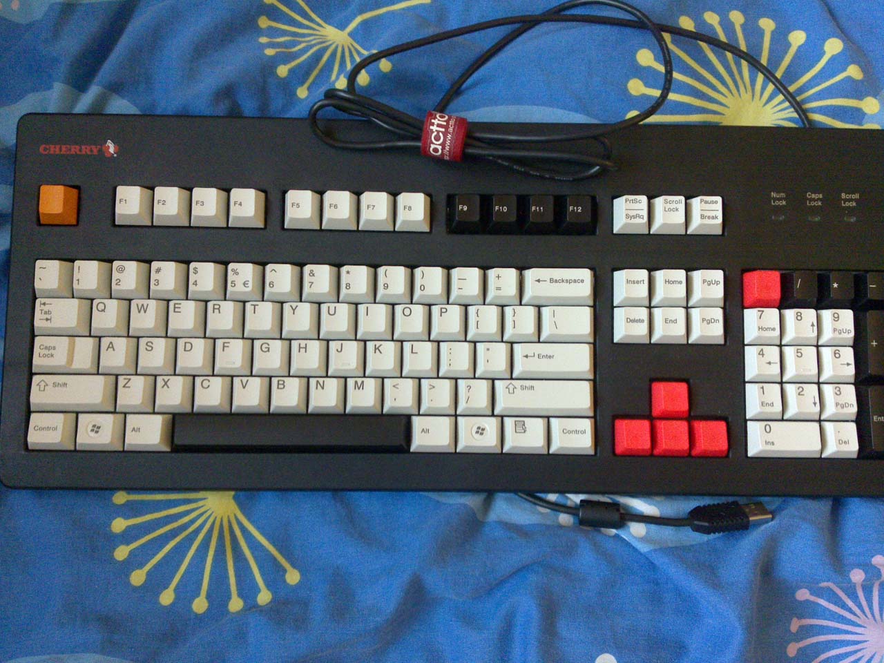 CherryֻеᶼˣƺһȻ
