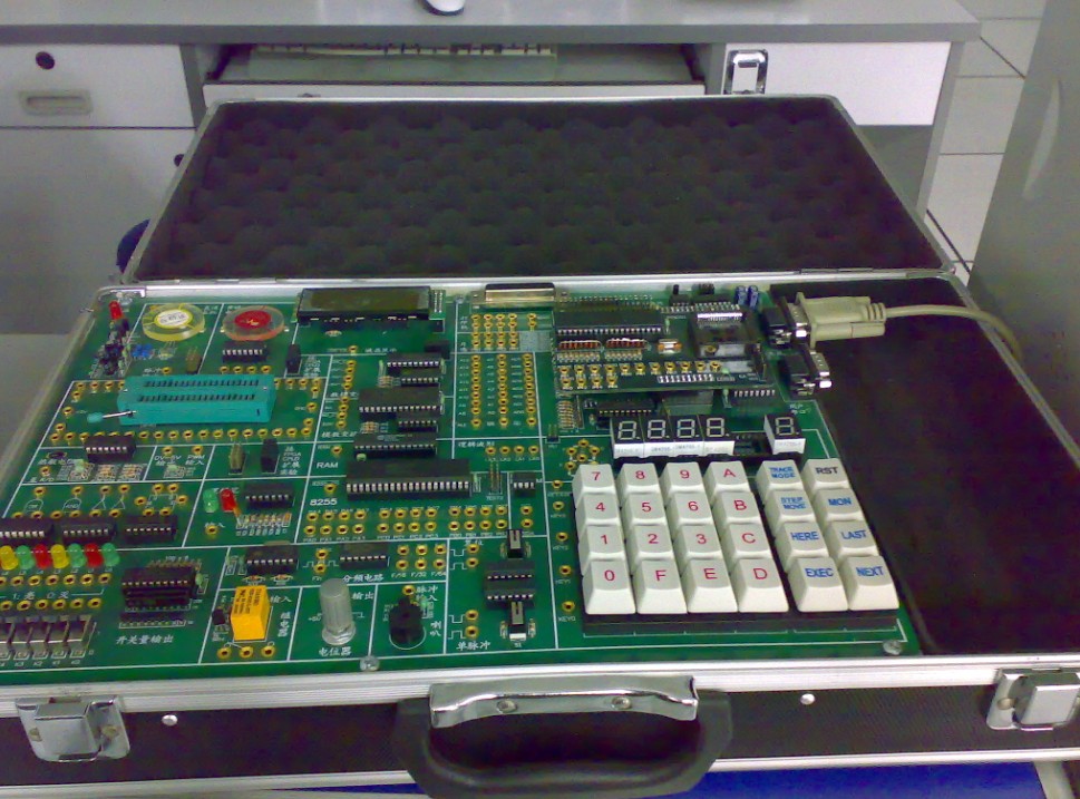 ��11.20��ѧУʵ������ĬĬ���ŵĻ�е����----ALPS�᡾6p��