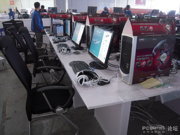 WCG2009ɶܾ羺ͼƬSteelSeriesչ