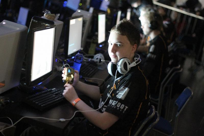 fnatic��ɫ��XAI