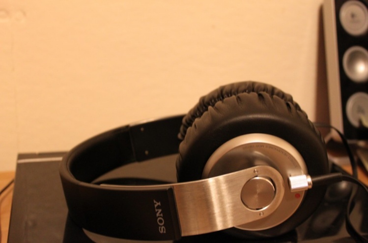 ����Sony NWZ-X1050 ����Sony NC020(ԭ��),Sony MDR-XB700,Sennheiser CX500