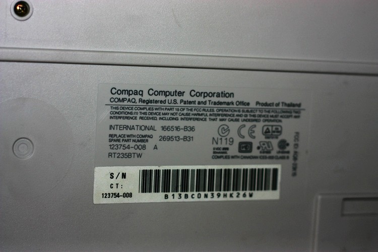 ��Ĥ�������� RT235BTW