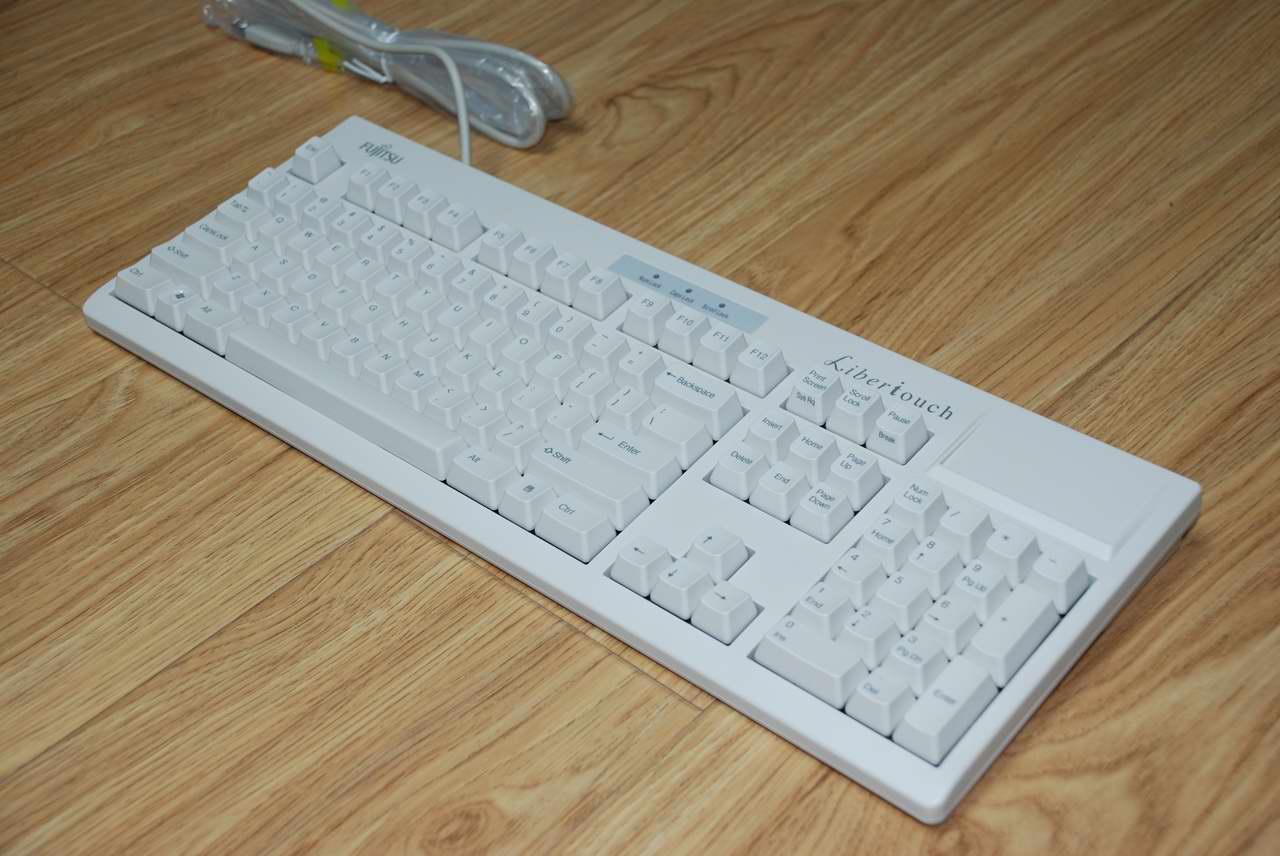 ̷չ֮ķ FUJITSU Libertouch  1.7