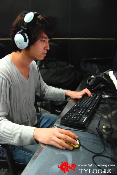 SteelSeries�й������ڻƽ�XAI�ķ��Ը壬��¥��¥����fly100%��ALEX��ʹ�ø���