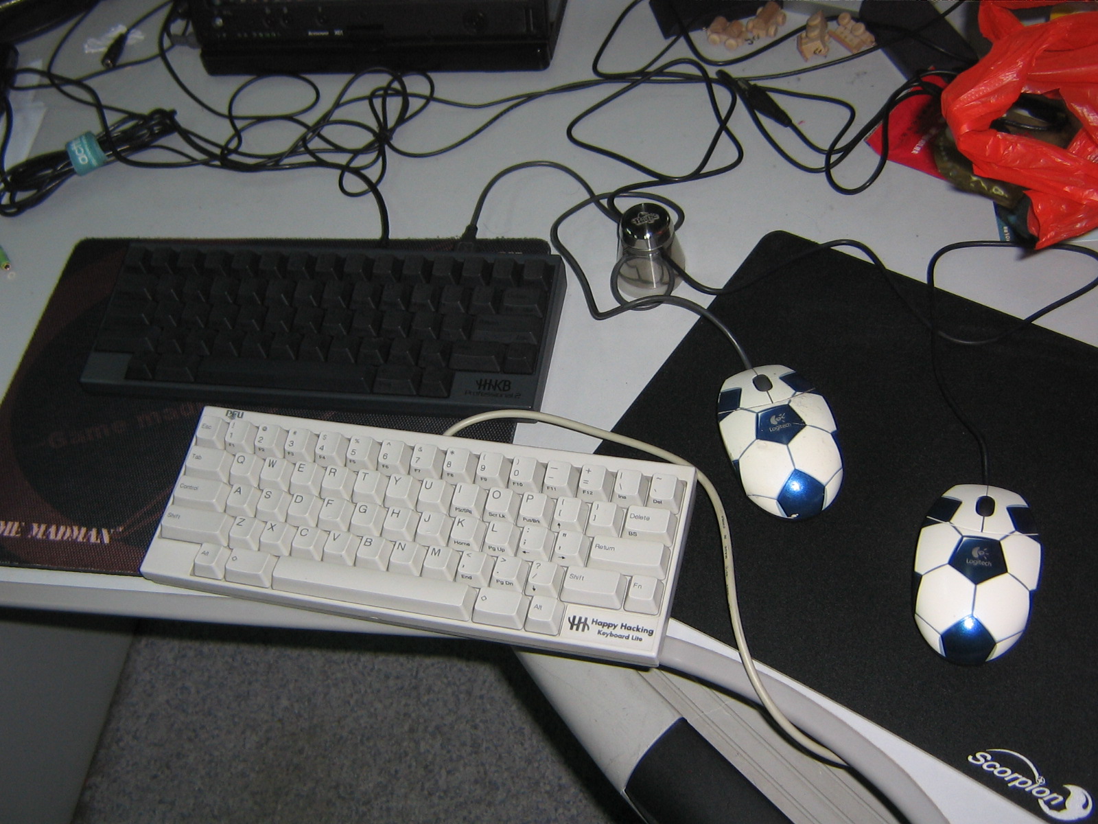 HHKB, Happy Hacking and Happy Living.