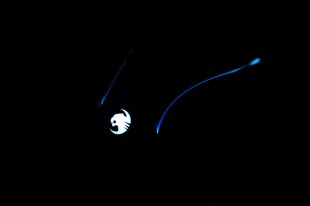 ROCCAT KONE���С��