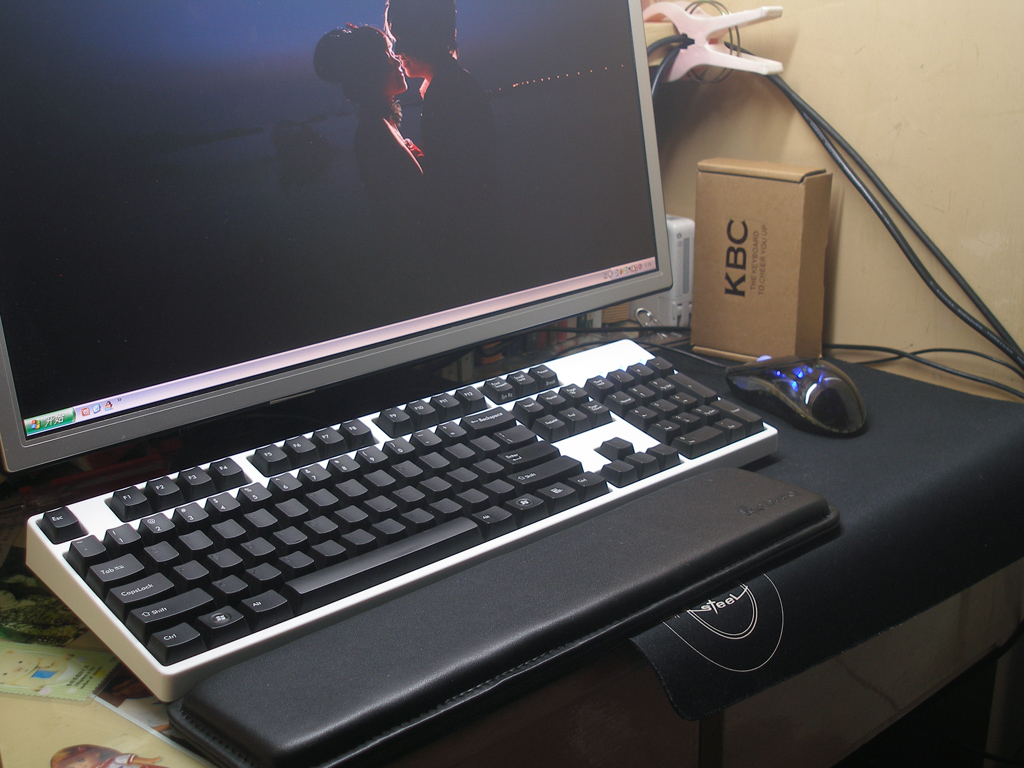 ����FILCO�ڲ贩���¿��������еĺ죨5¥��������д��Ŷ��~