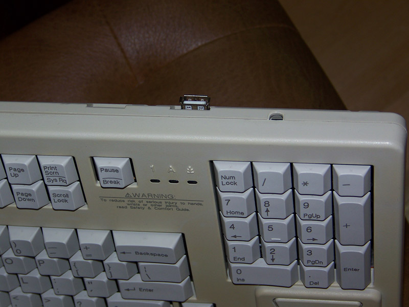 ��ש����cherry11802���̸��죬ps2��usb���߲ķ���
