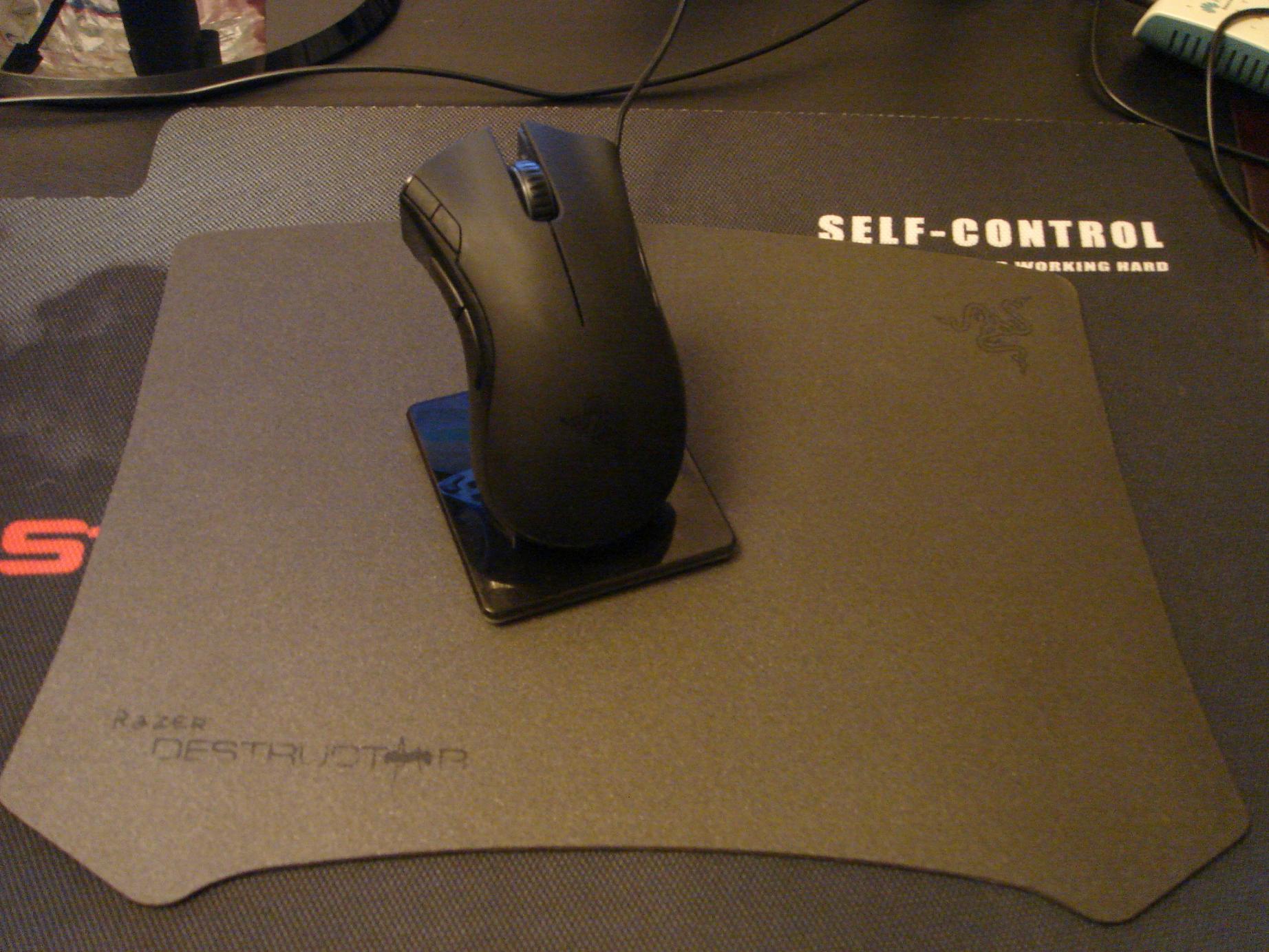 ֵ������������ RAZER���� ���������⺺��