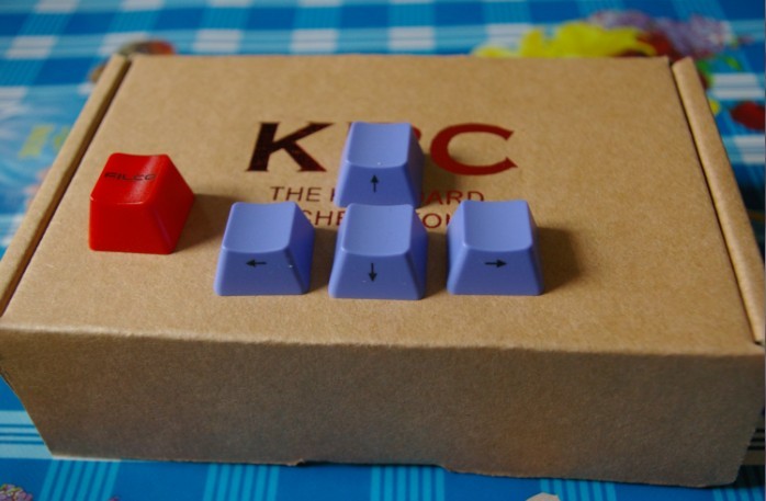 �����֮ǰ���FILCO��ԭװ��ɫ��ñ����ΪABS�۸�56�졤������