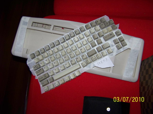 �޳�������ͳ���⣬�������ֱ�������εİ��Ʒ��..