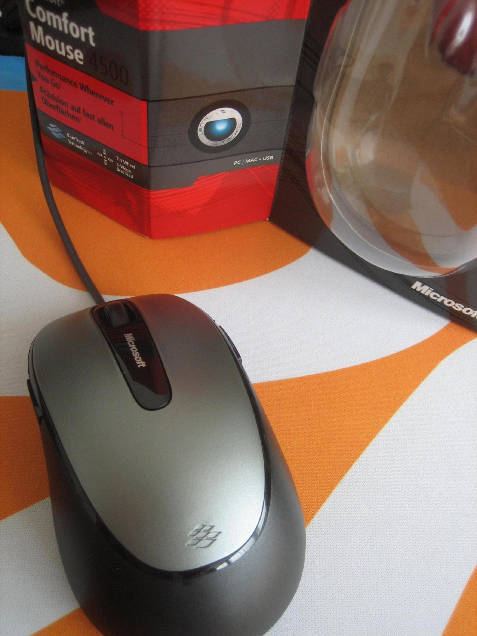 IO1.1�Ľ����ߣ�΢������Comfort Mouse 4500��һʱ�������ĵ�~