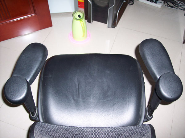 Ergohuman  b02&DXRACERӵĶԱȡ