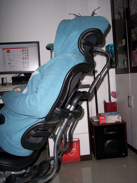 Ergohuman  b02&DXRACERӵĶԱȡ
