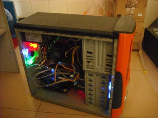 �����ѳ������������ֳ�DELL 2209WA ��1250��8������