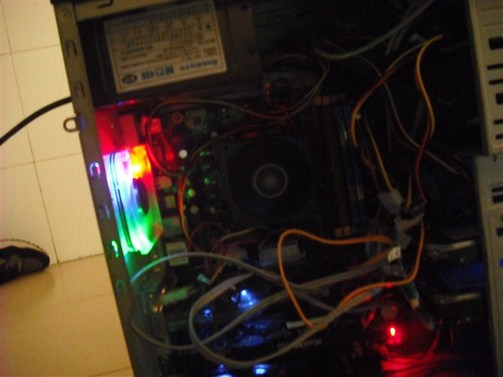 �����ѳ������������ֳ�DELL 2209WA ��1250��8������