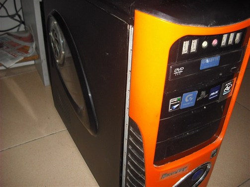 �����ѳ������������ֳ�DELL 2209WA ��1250��8������