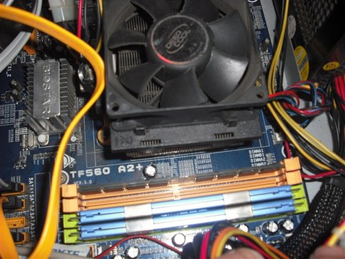 �����ѳ������������ֳ�DELL 2209WA ��1250��8������