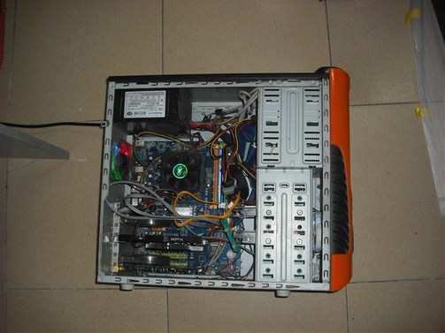 �����ѳ������������ֳ�DELL 2209WA ��1250��8������